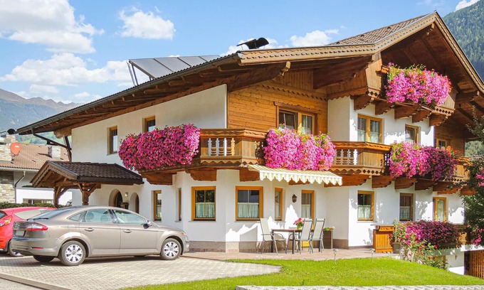 Zillertal Apartment | schoene Ferienwohnung-Aschau