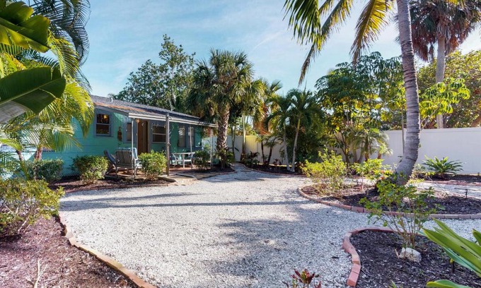 Ilexhurst House | Sea Palm Cottage