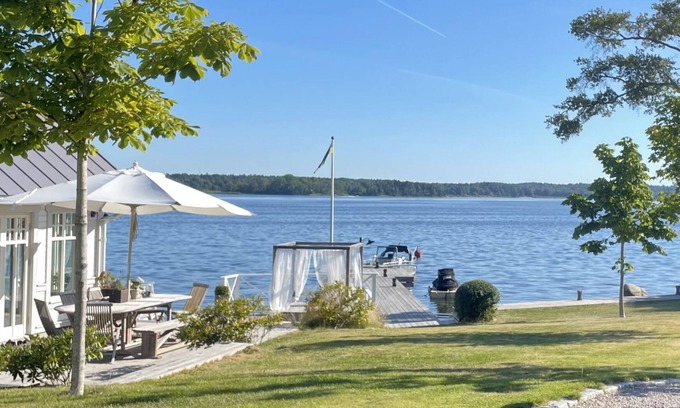 Resaro House | Sea Side Villa - Private Beach and Jetty - Fantastic Ocean View