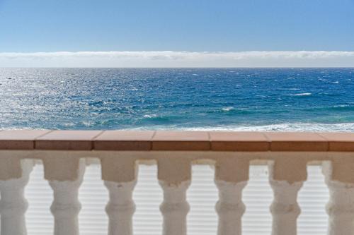 Los Gavilanes Apartment | Sea View Apartment Blue Pearl