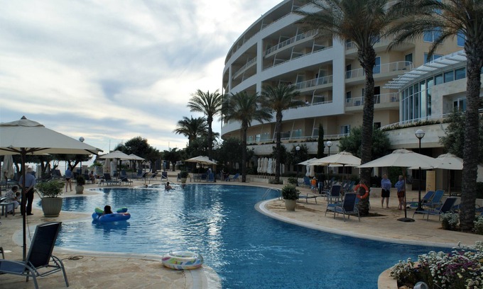 Għajn Tuffieħa Apartment | Sea View Double Apartment for 6 at Radisson Blu, Golden Bay