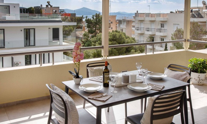 Varkiza Apartment | Sea view penthouse in Vari by GHH