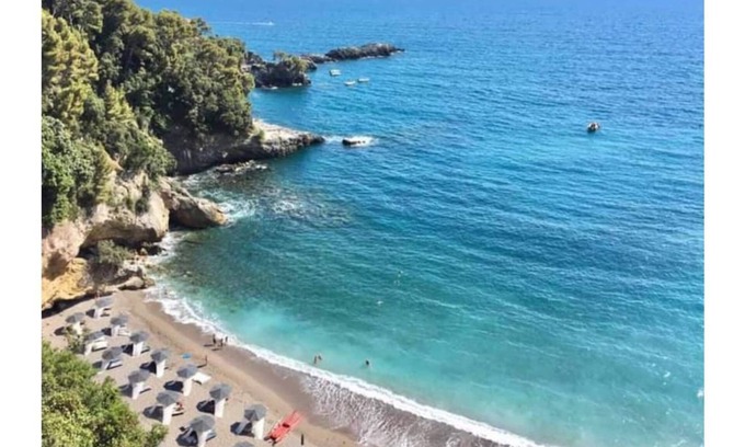 Pitelli House | Sea view studio apartment with terrace and garden near Lerici and Cinque Terre