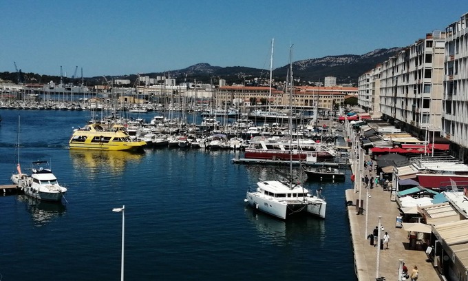 Le Mourillon Apartment | Sea view - T3 - 10 mn from station