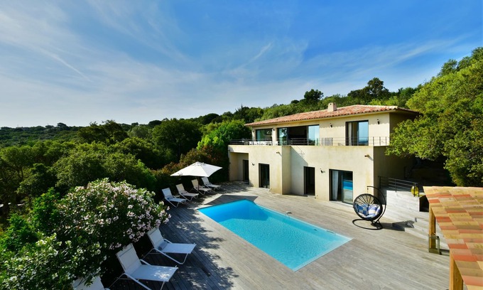 Cirendinu Villa | Sea View Villa 180 - Heated pool - Beaches 2 min - 5 bedrooms - Wifi Clim