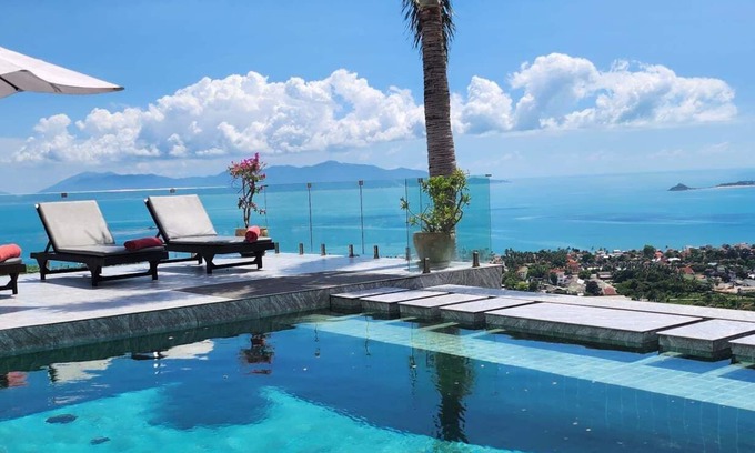 Bophut Hills Villa | Sea View Villa with 180 degree view near Bophut beach and Fisherman's Village.
