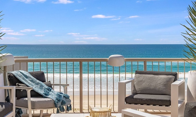 Tugun Apartment | Seacrest 9 - Absolute Beachfront Tugun - Linen Provided!