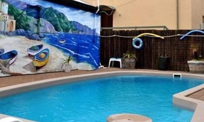 Semaphore Apartment | Seacroft Apartments Unit 9