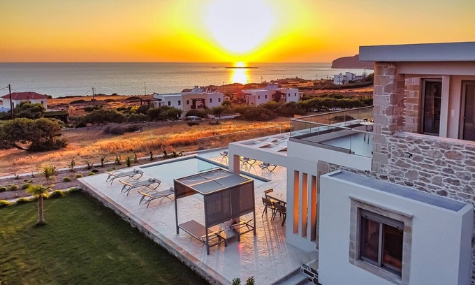 Falassarna Villa | Seafront Villa Thoe, Pool, Breakfast, Stunning view