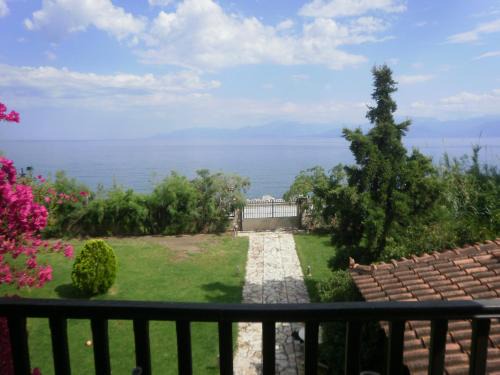 Eratini Apartment | Seafronthouse-amazing view