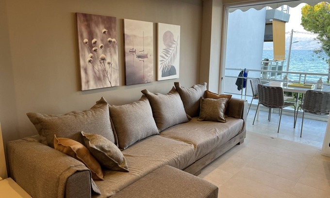 Oropos Apartment | SeaNfinity Spotless, 1BR Apt with Beach View