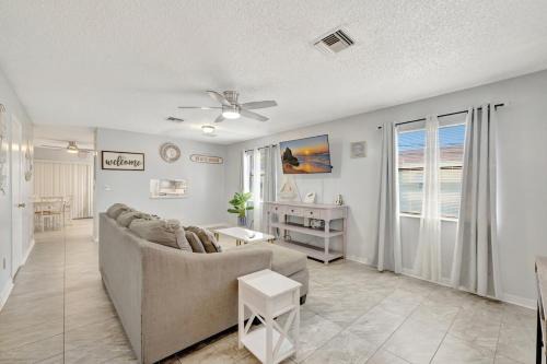 Fort Pierce Apartment | Seaside Serenity Cozy By The Sea