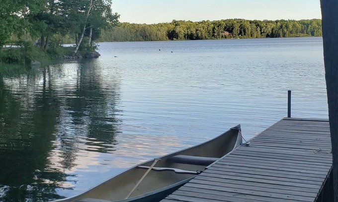 Central Frontenac Cottage | Seasonal waterfront retreat on Sharbot Lake
