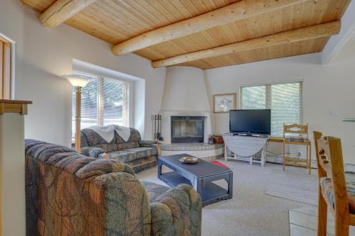 Amalia House | Secluded Amalia Retreat with Cozy Fireplace and Grill!