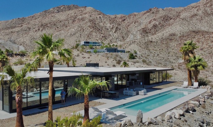 Palm Desert House | Secluded Oasis with Sweeping Valley Views