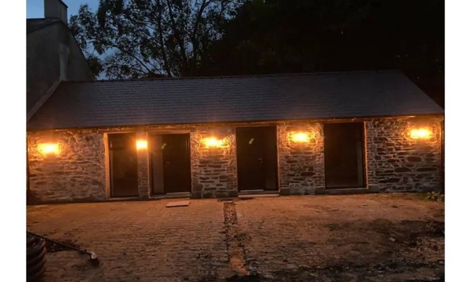 Crossabeg Apartment | Secluded Pet Friendly Studio Apartment