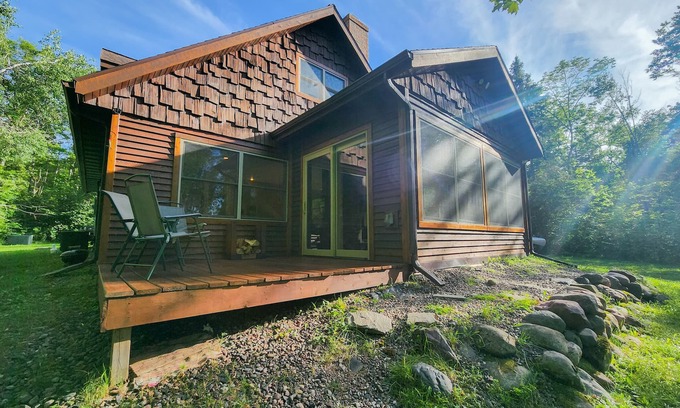 Ojibwa Cabin | Seclusion, Avail Christmas-Hot Tub, WIFI, 2 Kings