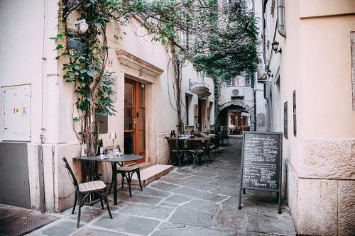 Piran Hotel | Second Life in Piran - Hotel Zala Piran with private parking and shuttle service