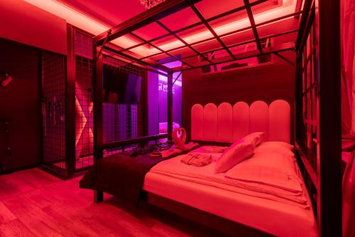 Wilda Apartment | Secret Love BDSM & SPA