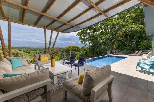 Quepos House | Secret Mountain Top 3BR Casa Colibr with Jungle Views Private Pool BBQ