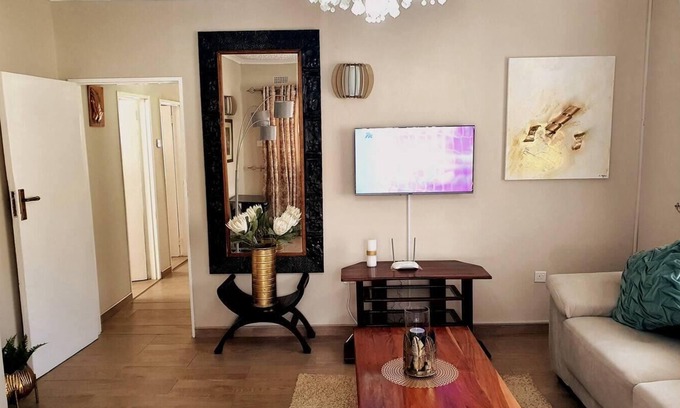 Harare Apartment | Secure solar powered two bedroomed haven