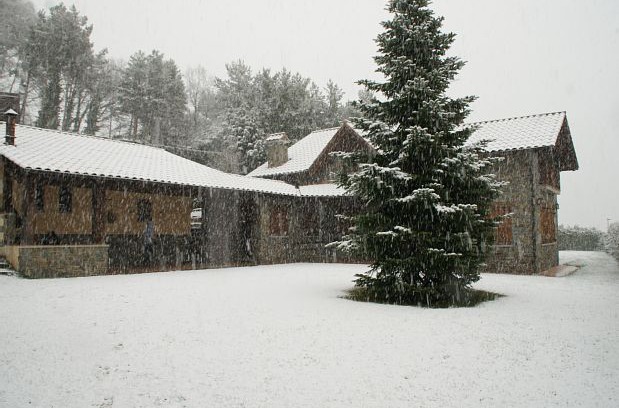Font-Rubi Cottage | Self catering Ca l'Avet for 14 people