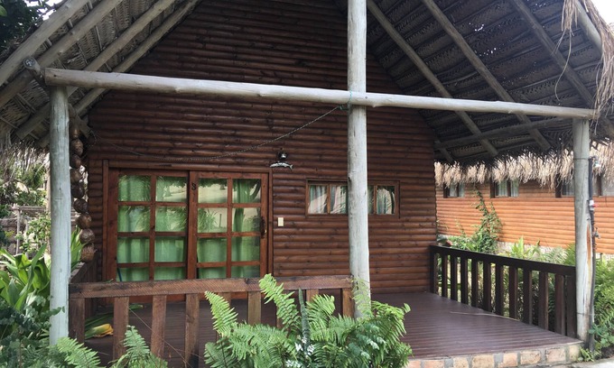 Inhambane Ski Chalet | SELF CATERING HOLIDAY ACCOMMODATION IN BARRA, INHAMBANE, MOZAMBIQUE