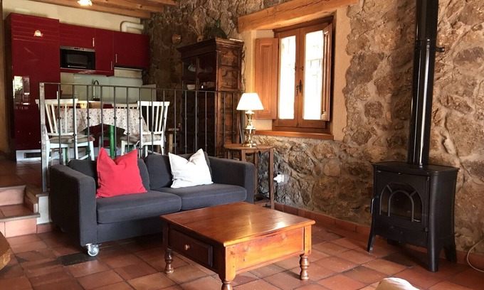Sotosalbos Cottage | Self catering Saltus Alvus for 2/4 people
