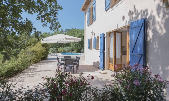 Flassans-sur-Issole Apartment | Self-contained 2-bedroom apartment in beautiful Provencal villa