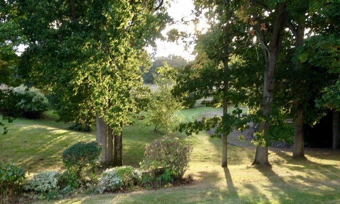 Warnham Apartment | Self Contained stay, close to town & country, ample parking, beautiful grounds.