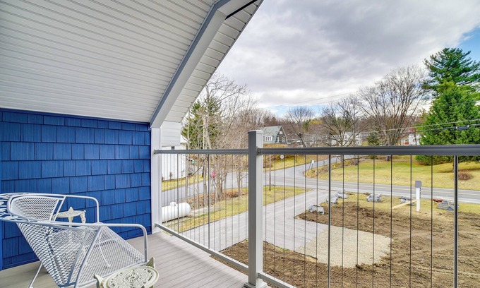 Valois Apartment | Seneca Lake Wine Trail Studio w/Balcony & Views!