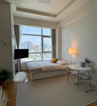 Cheongpa-dong Apartment | Seoul Station Sunset House