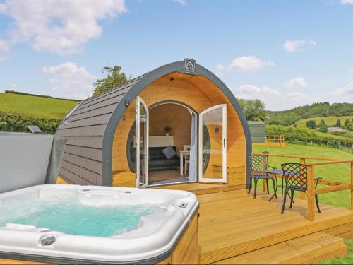 Llandrindod Wells House | Seren