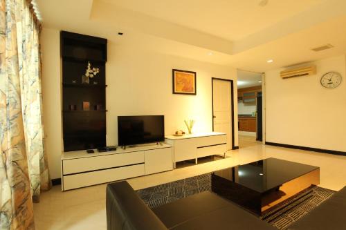 Thung Maha Mek Apartment | Serena Sathorn Suites