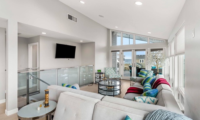 Salisbury Apartment | Serendipity Beach Retreat | Penthouse and Yoga