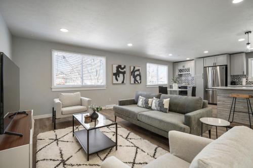 Highlands House | Serene 4-Bedroom Getaway in Arvada! Pet-friendly!