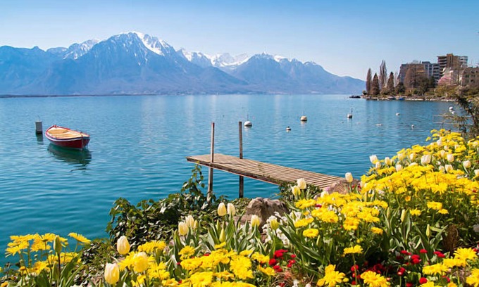 Divonne-les-Bains Hotel | Serene Divonne-les-Bains escape close to Nature parks & the famous Lake Geneva