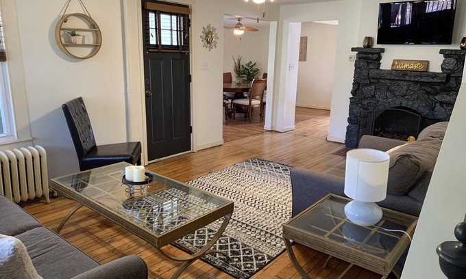 Shawanese House | Serene Home at Harveys Lake