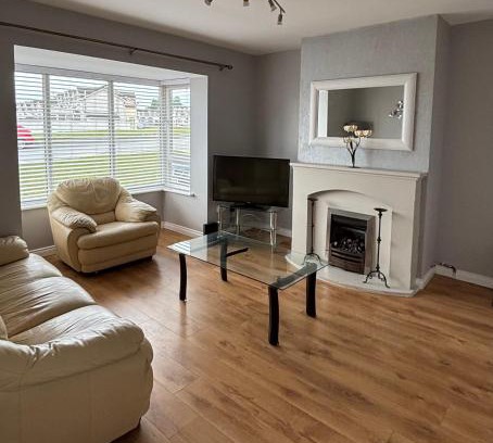 Ennis House | Serene Home