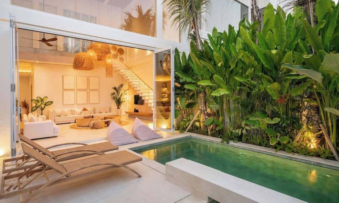 Dalung Villa | Serene Luxury Villa Near La Brisa and Echo Beach