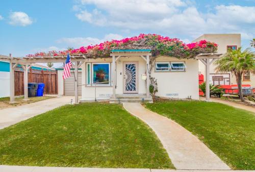 Ocean Beach House | Serenity at Sunset Cliffs