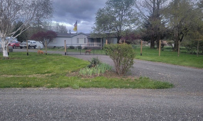 Lewis County House | Serenity Awaits Entire Home with AC, WiFi centrally located on over 2 flat acres