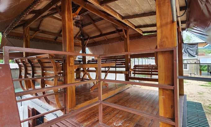 Pai Cabin | Seven 50s