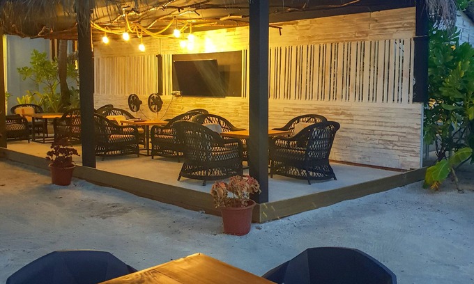 Maafushi House | Seven Corals