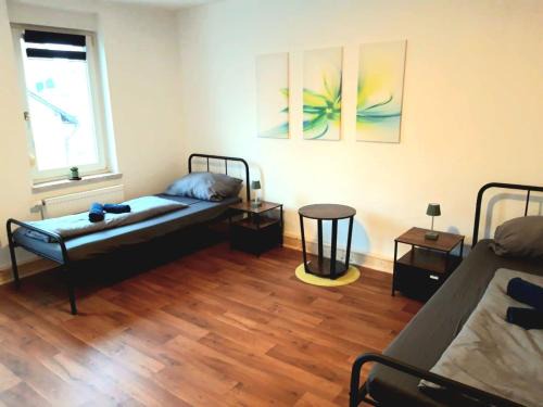 Grossrohrsdorf Apartment | Seyfarthrooms - Monteurwohnung Großröhrsdorf 1 - zentrale Lage, gute Anbindung, voll ausgestattet