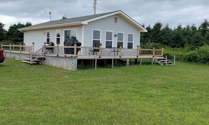 Prince County House | Sheila’s Waterfront Cottage