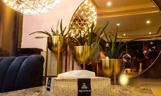 Blue Area Hotel | Shelton's Ambassador