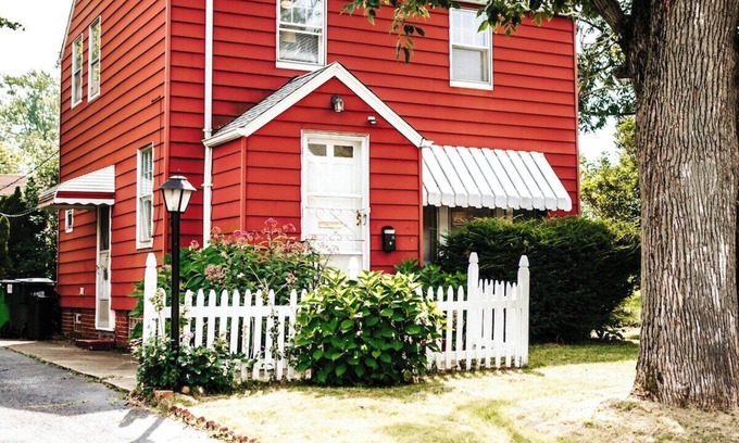 Cleveland Heights House | Sherbrook · Lovely 3BR | Nice neighborhood