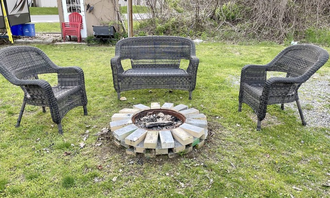 Sherkston RV Rental | Sherkston Shores Resort Sunset at Beachview