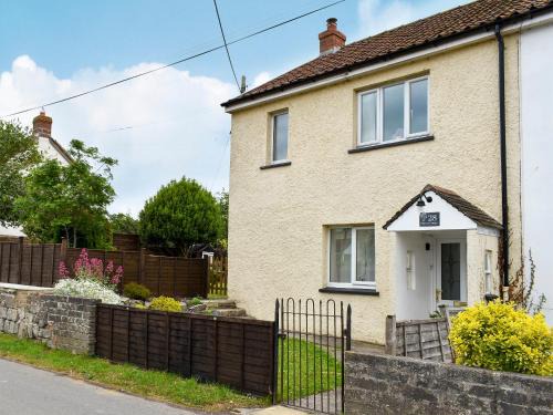 Middlezoy House | Shirley's Cottage